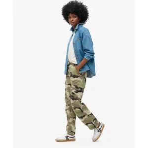 Calças cargo para mulher Superdry image-3