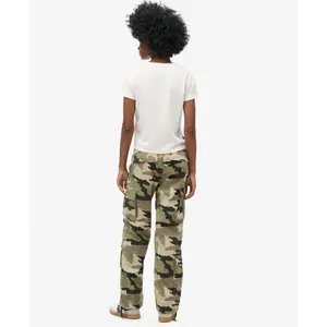 Calças cargo para mulher Superdry image-4