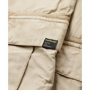 Pantalones cargo de mujer Superdry image-1