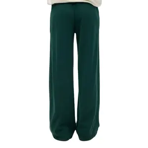 Szerokie spodnie dresowe damskie Superdry Essential Logo image-3