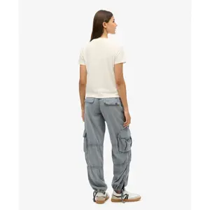 Pantalón cargo Superdry image-2