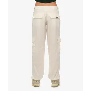 Pantalón cargo Superdry image-4