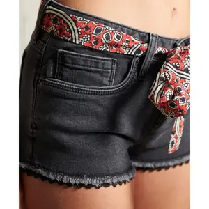 Mini-calções de renda feminina Superdry image-3