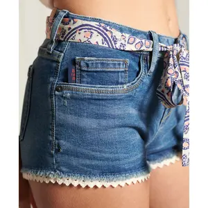 Mini-calções de renda feminina Superdry image-4