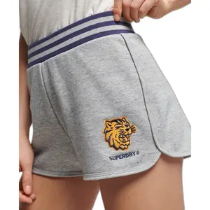 Pantalón corto de mujer Superdry Collegiate Vintage image-2