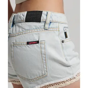 Minishorts vaqueros de mujer Superdry image-4