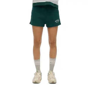 Short deportivo con estampado Essentials para mujer Superdry image-1