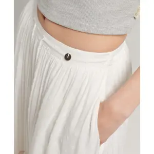 Falda larga bordada Superdry Vintage image-3