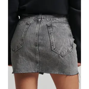 Mini-saia feminina Superdry Vintage image-1