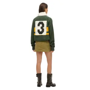 Saia de paraquedas feminina Superdry Utility image-3