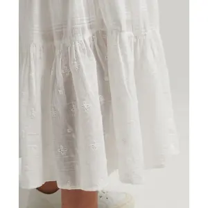 Vestido de camisola de renda comprida feminina Superdry Vintage image-4