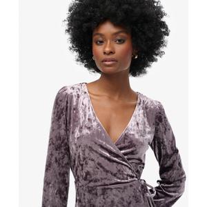 Vestido corto tipo envoltura de terciopelo para mujer Superdry image-3