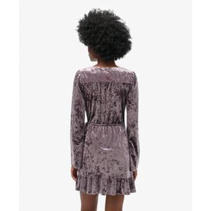 Vestido corto tipo envoltura de terciopelo para mujer Superdry image-4