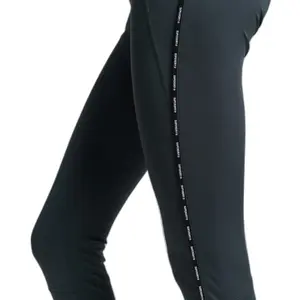 Pernas de mulher Superdry Train image-4