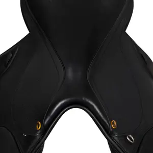 Chicago Jump Saddle with interchangeable tree arches (4 included) image-4