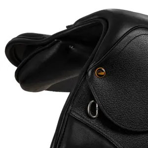 Chicago Jump Saddle with interchangeable tree arches (4 included) image-5