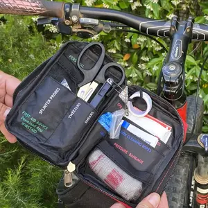 Kompaktowa apteczka pierwszej pomocy Survival First Aid Kit image-1
