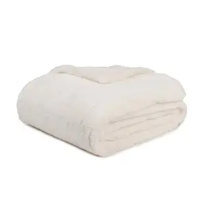 Decorative blanket Svilanit Sofia image-0