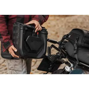 Πλευρική τσάντα μηχανής SW-Motech Legend Gear image-1