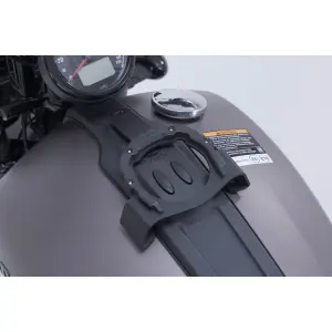 Motorcycle tank ring SW-Motech Pro. Indian Scout (24-) sans Limited+Tech image-2