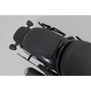Υποστήριξη πλαϊνής τσάντας δεξιάς SW-Motech SLH LH1. Honda CMX1100 Rebel (20-). image-1