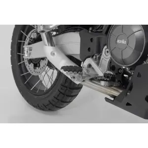 Motorcycle footrest kit SW-Motech Evo Yamaha Ténéré 700 (19-) image-4