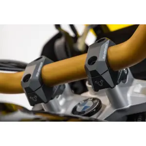 Ρυθμιζόμενη ανύψωση τιμονιού με προφορά SW-Motech Ø32 image-1