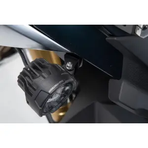 Υποστήριξη επιπλέον φωτιάς SW-Motech BMW F 750 / 850 GS (17-). image-2