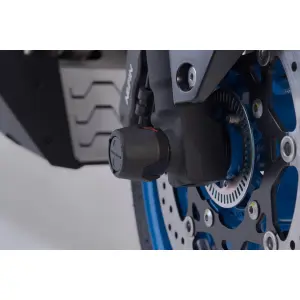 Frame skid kit for rear axle SW-Motech Suzuki GSX-8S image-4
