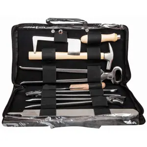 Farriery tool kit T de T