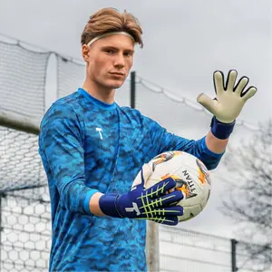 Guanti portiere T1TAN Beast 3.0 image-2