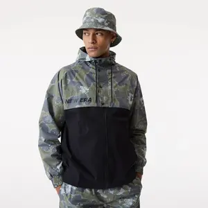 Vindtät jacka New Era Utility AOP image-0