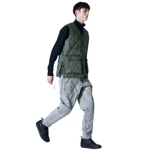 Gilet con zip a frange con scollo a V Taion image-4