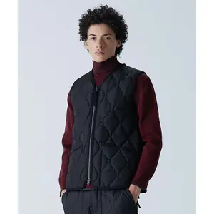 Sleeveless military v-neck zip jacket Taion image-2