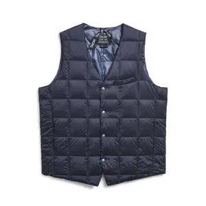 Ärmellose Daunenjacke mit Basic-Knopfleiste und V-Ausschnitt Taion image-0