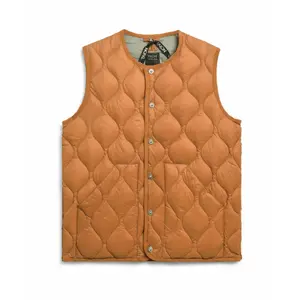 Militärische Daunenjacke mit Rundhalsausschnitt Taion Coquille souple image-0
