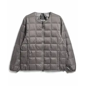 Chaqueta básica con cremallera y cuello redondo Taion image-0