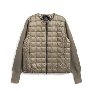Basic-Daunenjacke mit Rundhalsausschnitt und Strickärmeln mit Reißverschluss Taion image-0