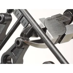 Pince coupante latérale pour plastique et métal légère Tamiya image-3