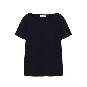 Women's T-shirt Tatuum Mikaja image-0