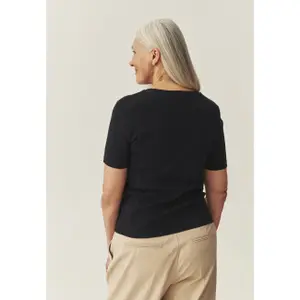 Women's T-shirt Tatuum Kiri image-4