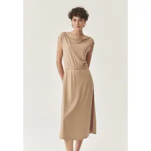 Vestuário feminino Tatuum Avi image-1