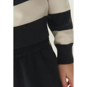 Maglione collo V in viscosa donna Tatuum Pola Lenzing Ecovero image-3