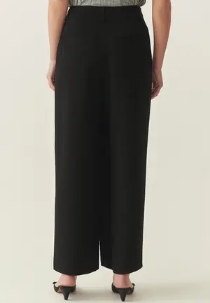 Wide Leg Trousers with Envelope Pockets Women Tatuum Samte 2 image-3