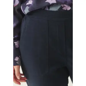 Pantaloni in viscosa e lyocell donna Tatuum Sudikaria image-4