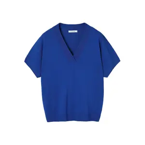 V-neck T-shirt for women Tatuum Ineza image-0