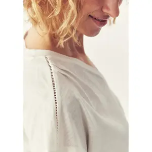 Women's T-shirt Tatuum Salmazi image-3