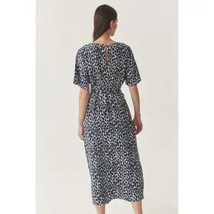 Women's dress Tatuum Matse image-2