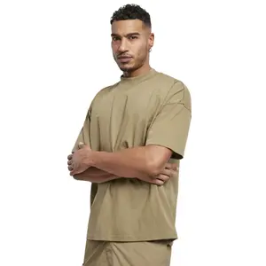 T-shirt Urban Classics oversized mock neck image-1