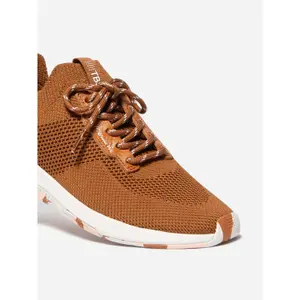 Sneakers da donna TBS Jellina image-4